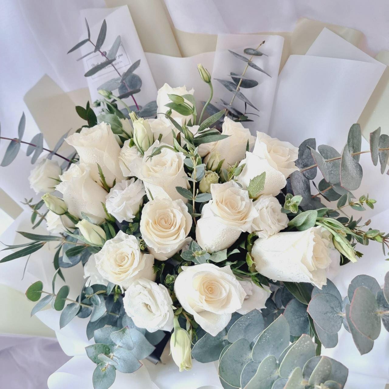 Infatuated With You - Fresh Flower Bouquet-Fresh Flower-12 stalks-White-DeFairy Tales