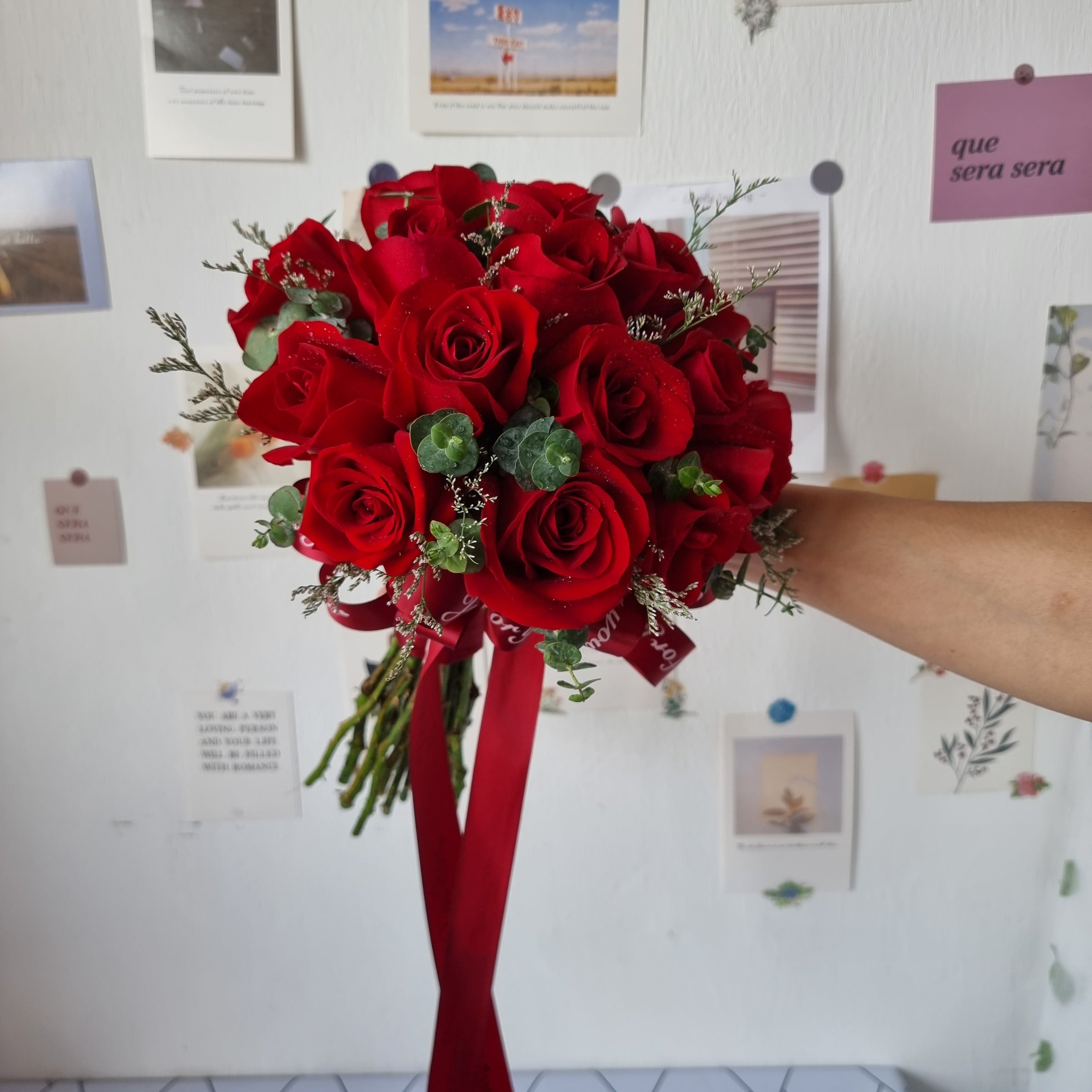 Love's Embrace - Fresh Flower Bridal Bouquet-Fresh Flower-18 stalks-Red-DeFairy Tales